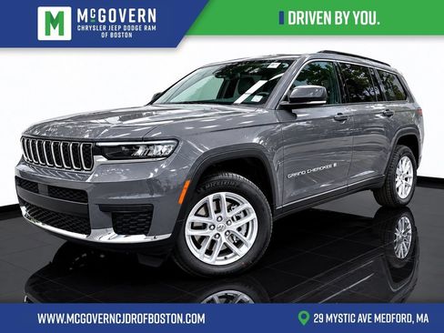 New 2026 Jeep Grand Cherokee L Laredo w/ MOPAR Finishing Package AWD/4WD image 1