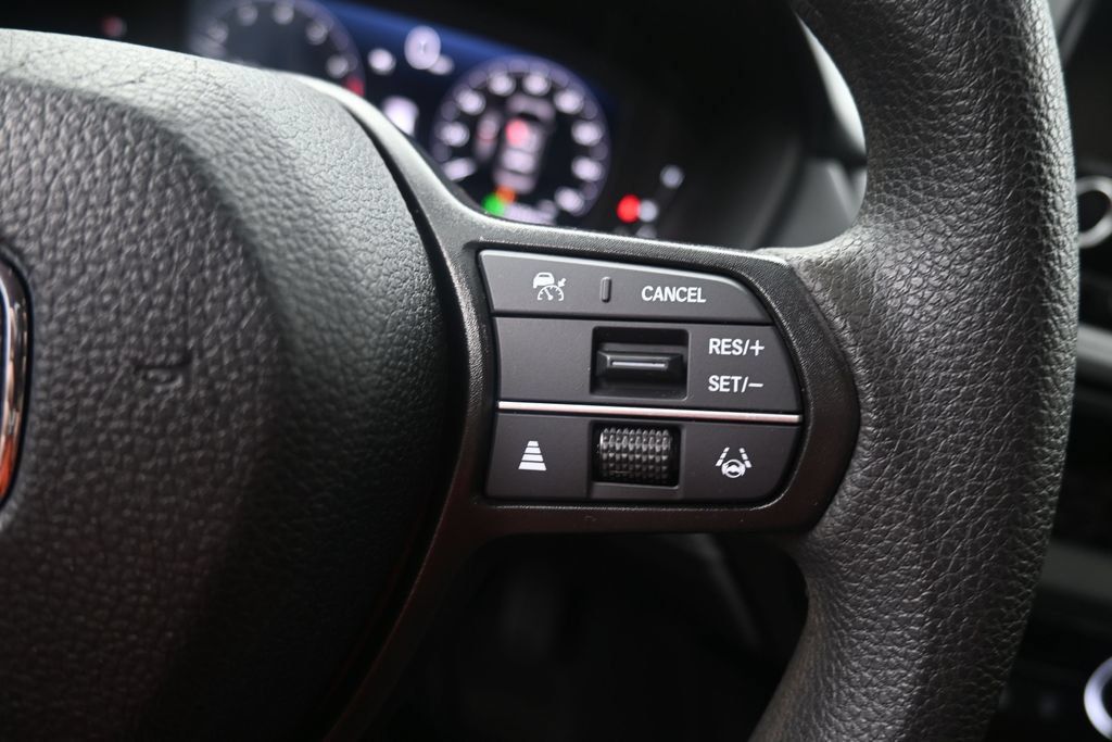 Used 2025 Honda Accord SE image 24