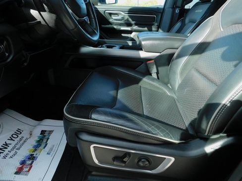 Used 2024 RAM 1500 Laramie image 23