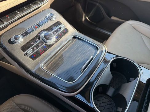 Used 2023 Lincoln Nautilus Reserve w/ Equipment Group 201A image 34