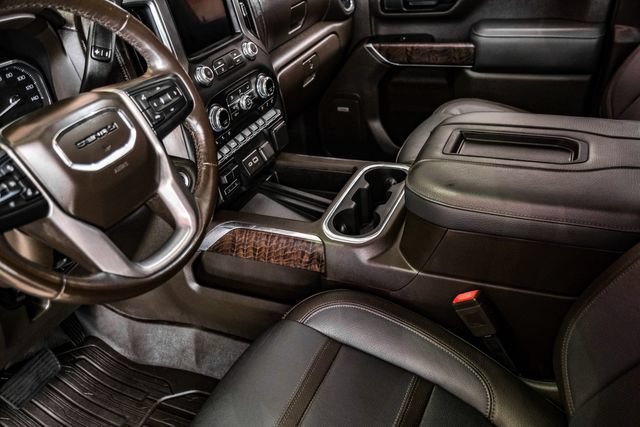 Used 2022 GMC Sierra 3500 Denali w/ Denali Ultimate Package AWD/4WD image 26