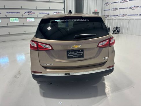 Used 2018 Chevrolet Equinox LT FWD image 5