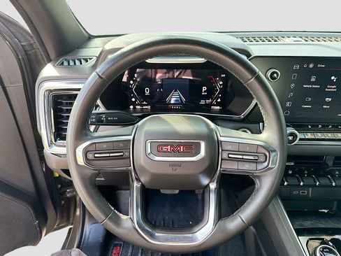 Used 2024 GMC Canyon Elevation w/ Elevation Premium Package image 13