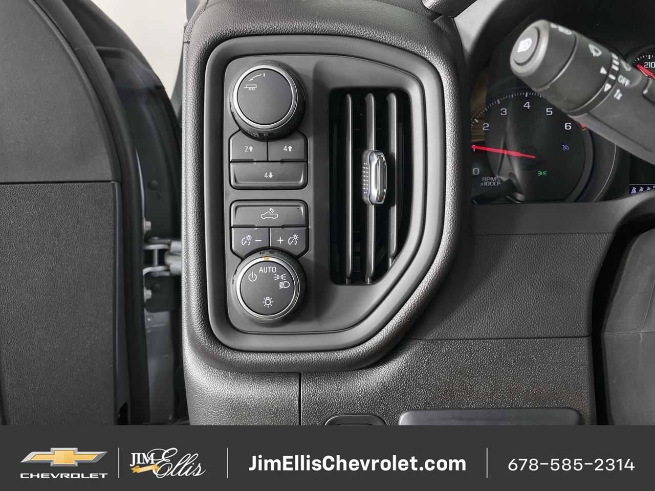 New 2025 Chevrolet Silverado 2500 Custom w/ Custom Convenience Package AWD/4WD image 34