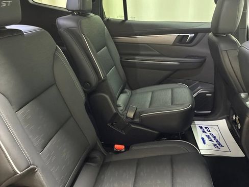 Used 2026 Buick Enclave Sport Touring FWD image 21