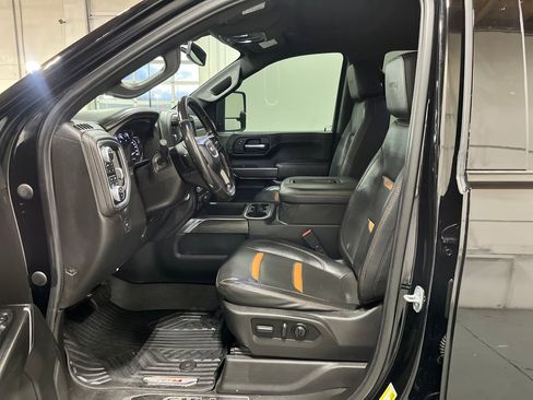 Used 2022 GMC Sierra 2500 AT4 w/ Gooseneck/5TH Wheel Package image 22