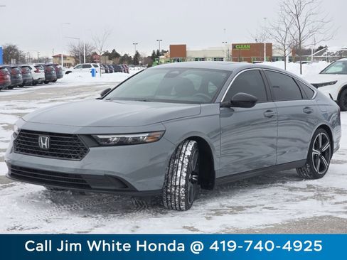 Certified 2023 Honda Accord Sport image 12