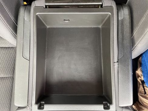 Used 2025 Chevrolet Silverado 1500 W/T RWD image 10