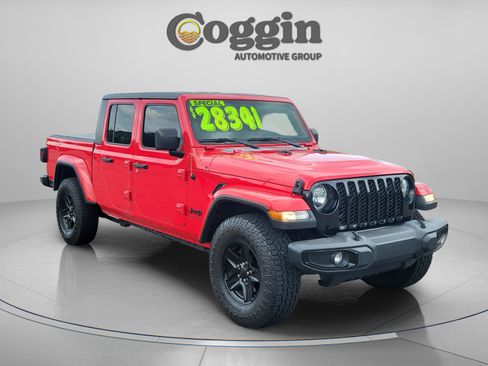 Used 2021 Jeep Gladiator Sport AWD/4WD image 7