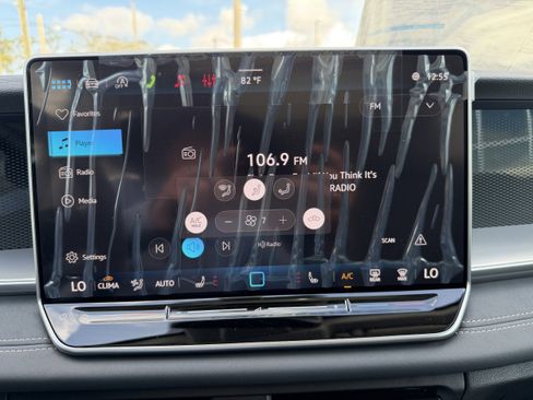 New 2026 Volkswagen Tiguan SE image 19