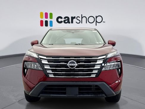 Used 2025 Nissan Rogue SV image 8