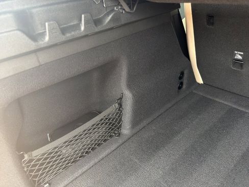 Used 2025 BMW X1 xDrive28i w/ Technology Package image 7