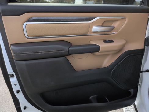 Used 2019 RAM 1500 Big Horn image 17