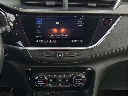 Used 2022 Buick Encore GX Select image 9