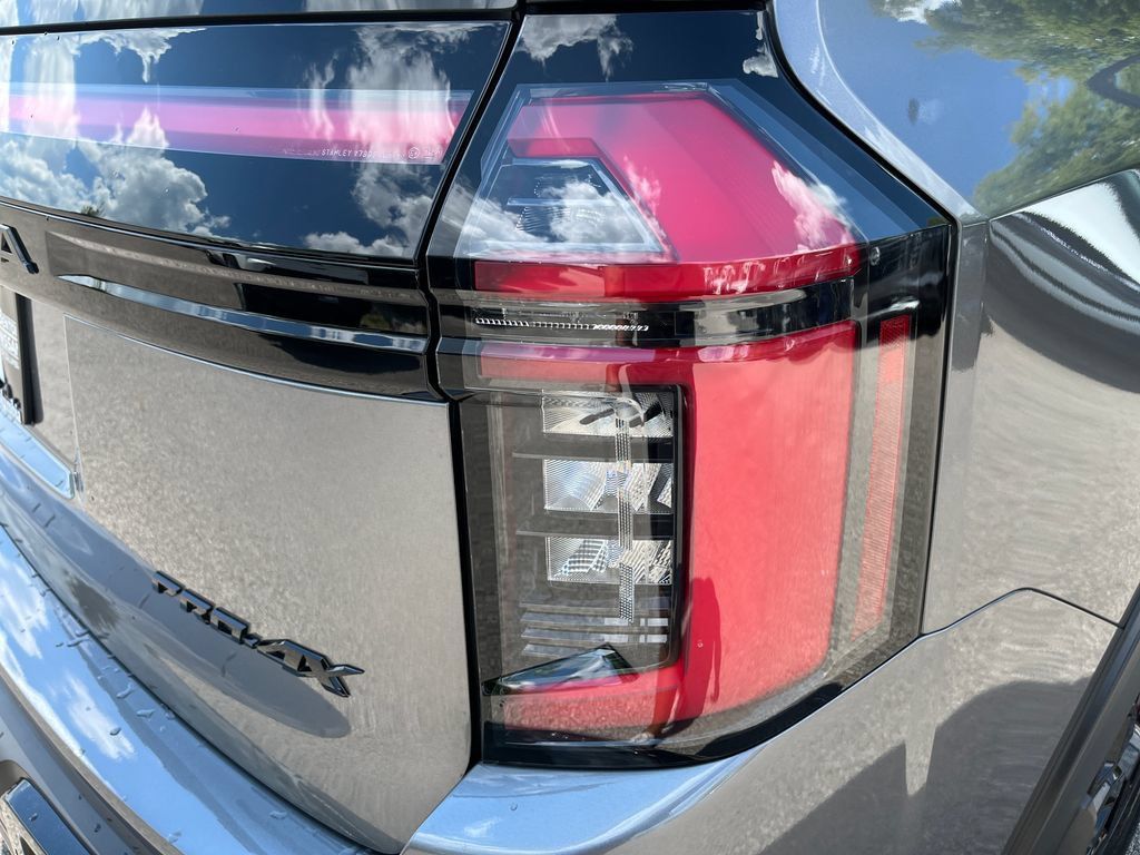 Certified 2026 Nissan Armada PRO-4X AWD/4WD image 46