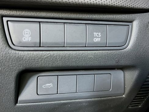 Used 2025 MAZDA CX-50 AWD 2.5 S w/ Premium Package image 13