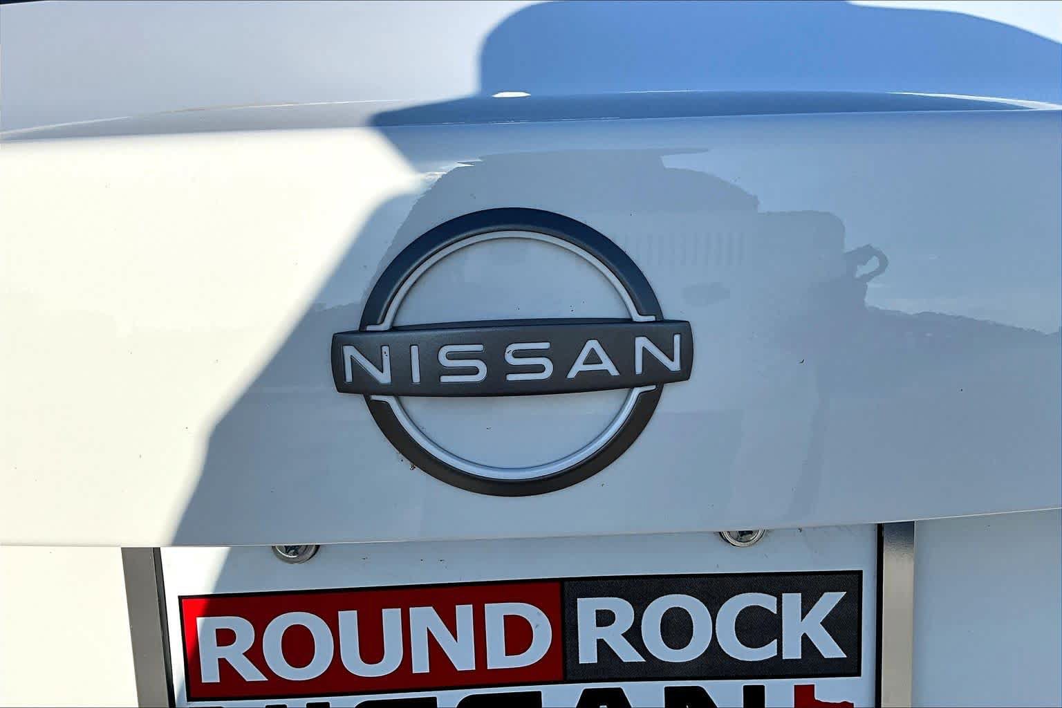 Used 2025 Nissan Sentra SV w/ All-Weather Package FWD image 8
