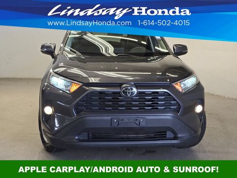 Used 2019 Toyota RAV4 XLE AWD/4WD image 2