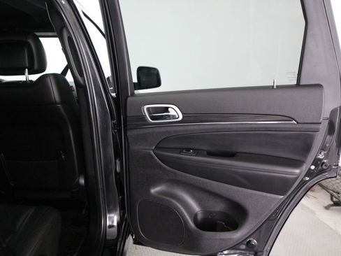 Used 2021 Jeep Grand Cherokee Limited w/ Luxury Group II AWD/4WD image 38