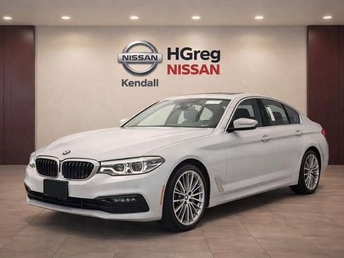Used 2017 BMW 530i xDrive AWD/4WD image 3