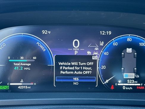 Certified 2023 Toyota Crown XLE image 32