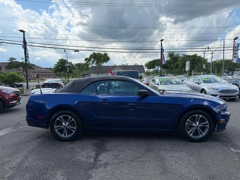 Used 2014 Ford Mustang Premium w/ Equipment Group 201A RWD image 7