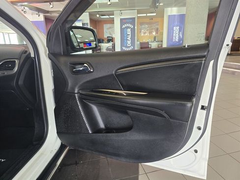 Used 2017 Dodge Journey Crossroad image 11