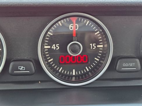 Used 2012 Volkswagen Beetle 2.0T image 23