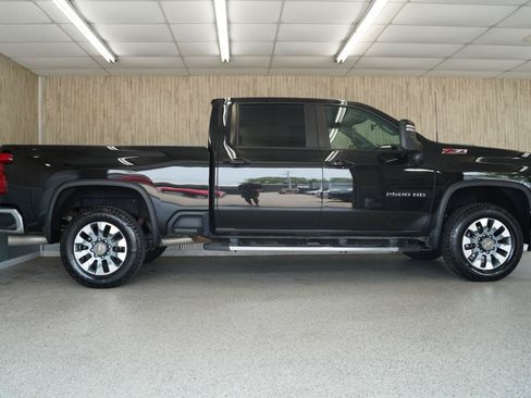 Used 2023 Chevrolet Silverado 2500 LT w/ Convenience Package AWD/4WD image 6