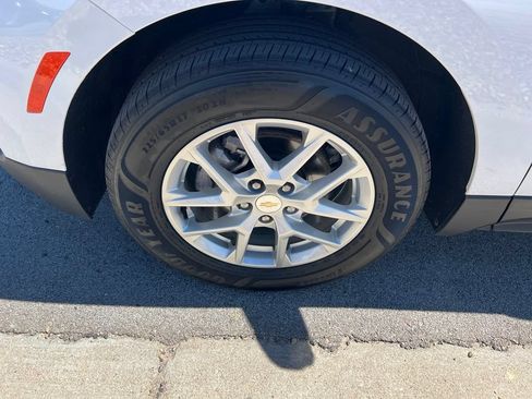 Used 2024 Chevrolet Equinox LS AWD/4WD image 13