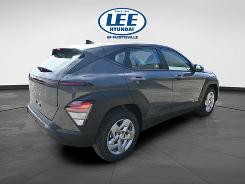 Used 2026 Hyundai Kona SE FWD image 3