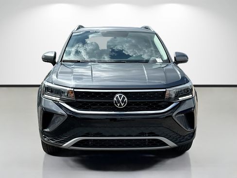 Used 2022 Volkswagen Taos SE FWD image 8