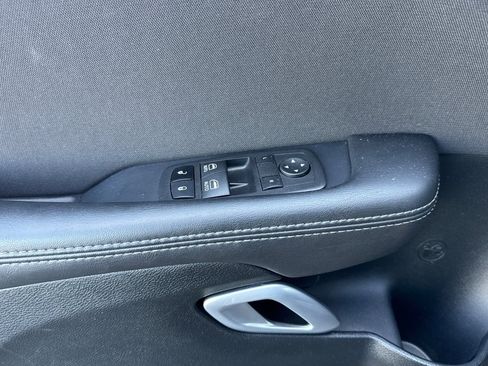 Used 2023 Dodge Challenger GT image 12