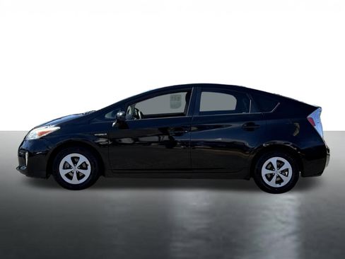 Used 2015 Toyota Prius Two image 5