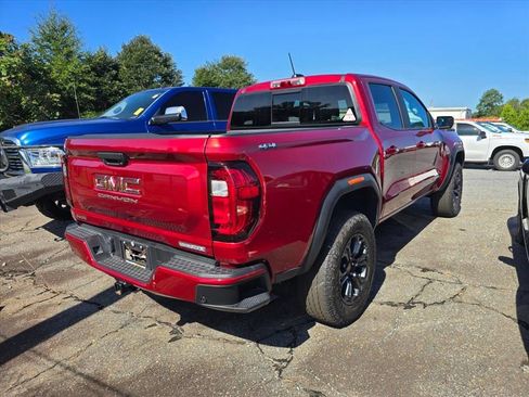 Used 2025 GMC Canyon Elevation w/ Convenience Package AWD/4WD image 10