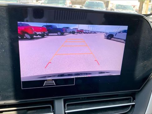 Used 2025 Chevrolet Trax LS FWD image 27