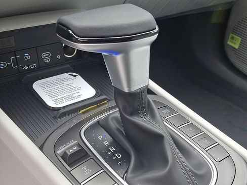 New 2026 Hyundai Kona SEL Sport AWD/4WD image 11