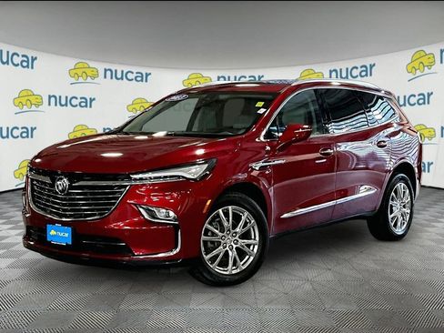 Used 2023 Buick Enclave Premium w/ Experience Buick Package AWD/4WD image 3