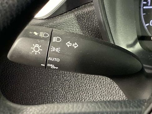 Used 2025 Toyota Corolla LE FWD image 18