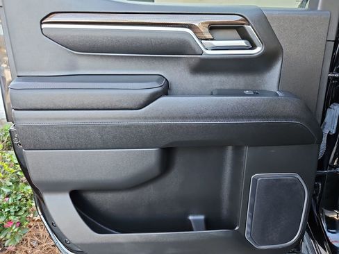 Used 2023 Chevrolet Silverado 1500 LT Trail Boss w/ Protection Package image 29