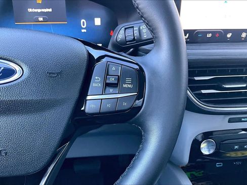 Certified 2023 Ford Escape SE w/ PHEV Premium Package image 24