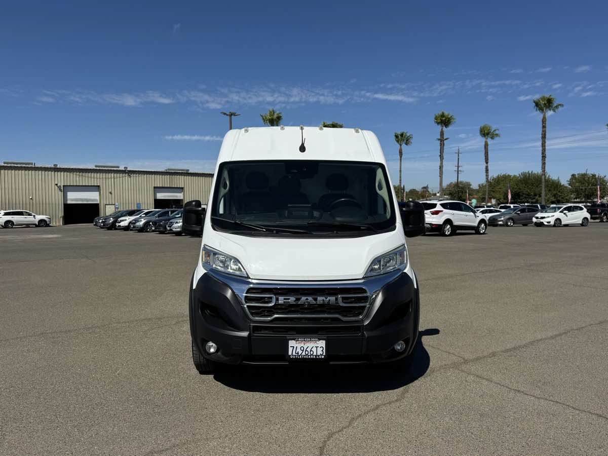 Used 2023 RAM ProMaster 2500 w/ Driver Convenience Group FWD image 4