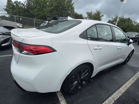Used 2025 Toyota Corolla SE FWD image 22