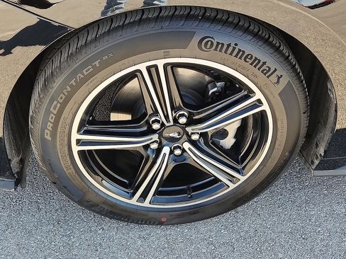 Used 2025 Ford Mustang Premium RWD image 7