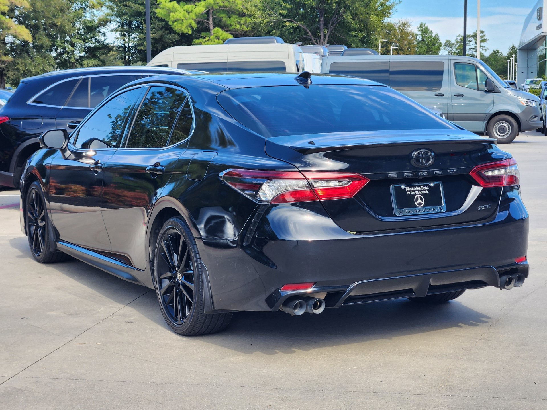 Used 2021 Toyota Camry XSE FWD image 7