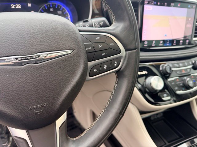 Used 2022 Chrysler Pacifica Limited w/ Uconnect Theater Family Group AWD/4WD image 29