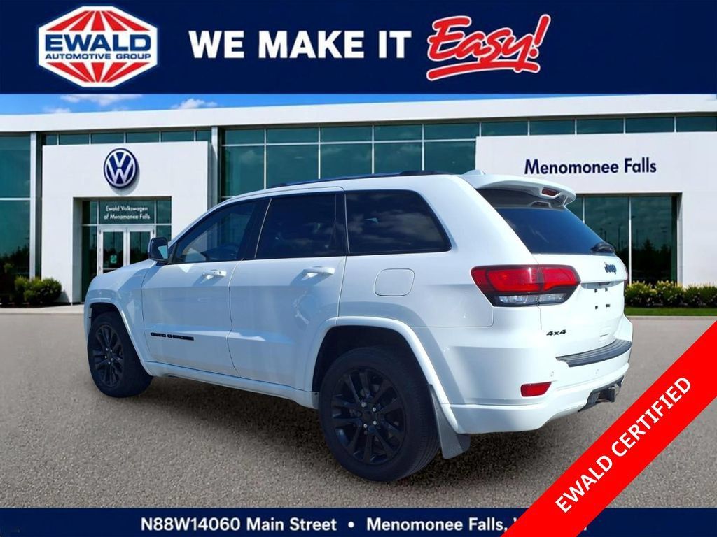 Used 2021 Jeep Grand Cherokee Altitude AWD/4WD image 5