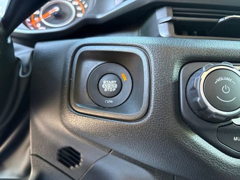 Certified 2025 Jeep Wrangler Unlimited Sport AWD/4WD image 23
