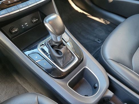 Used 2019 Hyundai Ioniq Limited image 25