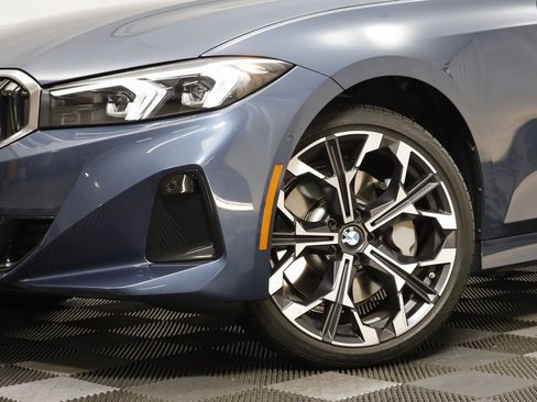 Certified 2025 BMW 330i xDrive Sedan image 3